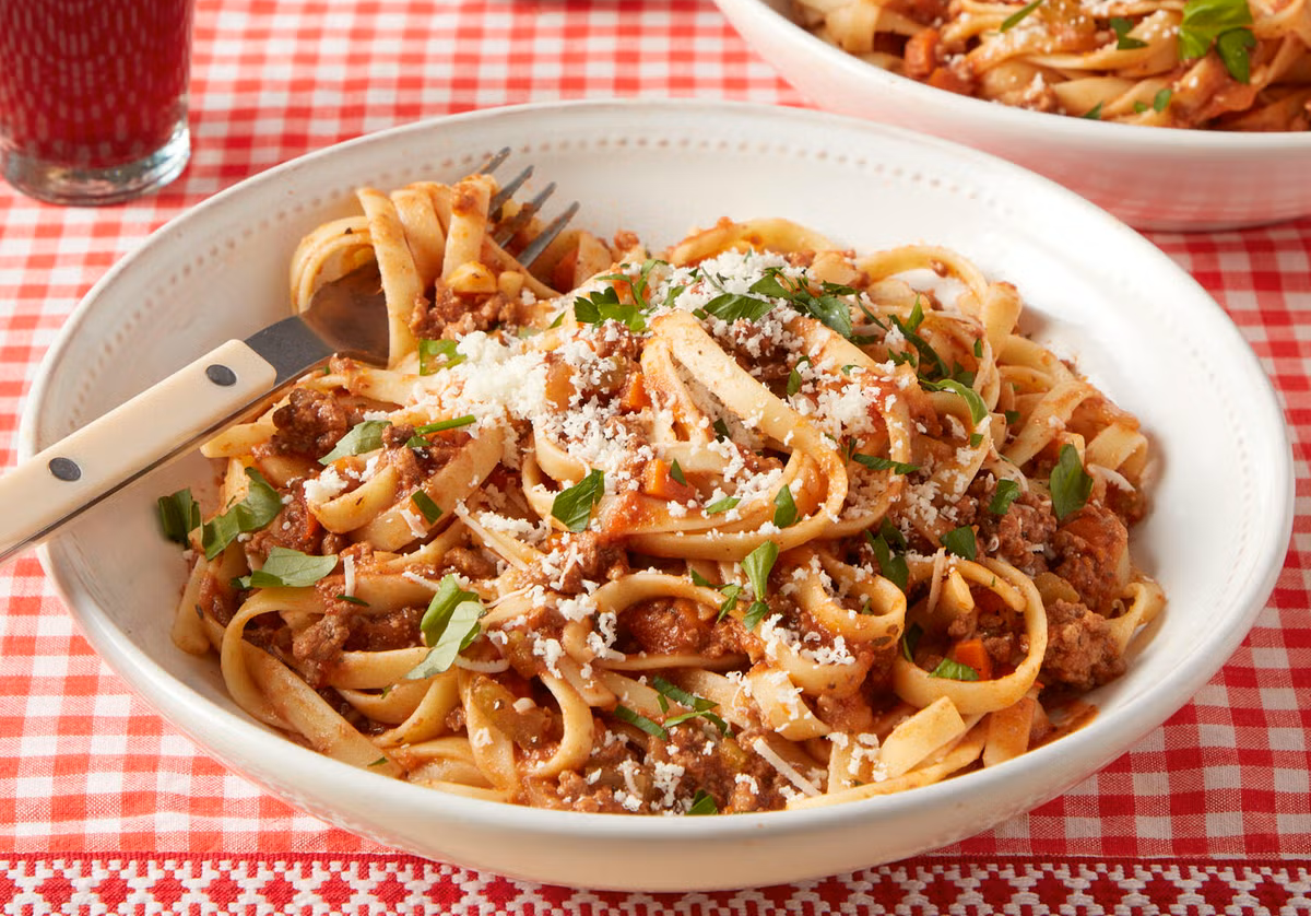Sawyer Creek Hearty Grass-Fed Slow-Cooker Bolognese